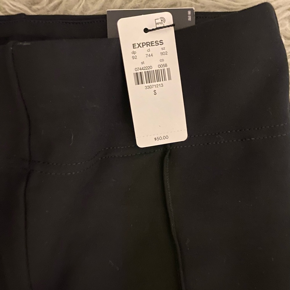Black Kick Flare High Rise Pants - Picture 4 of 4